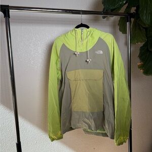 North Face Classic V Pullover